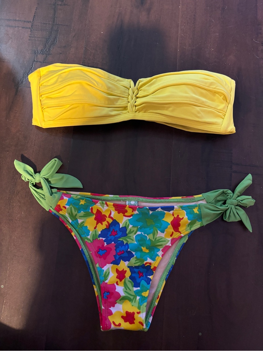 La Blanca Yellow Bandeau Top & retro Floral Tie-Side Bikini Bottom size 4,m